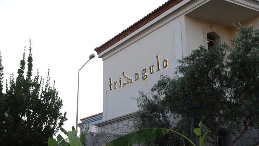 Triangulo Hotel Алачати Экстерьер фото